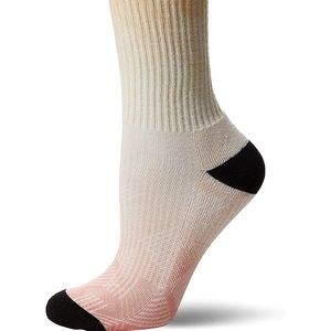 NWT⭐️2/$10 UNIONBAY fashion crew socks